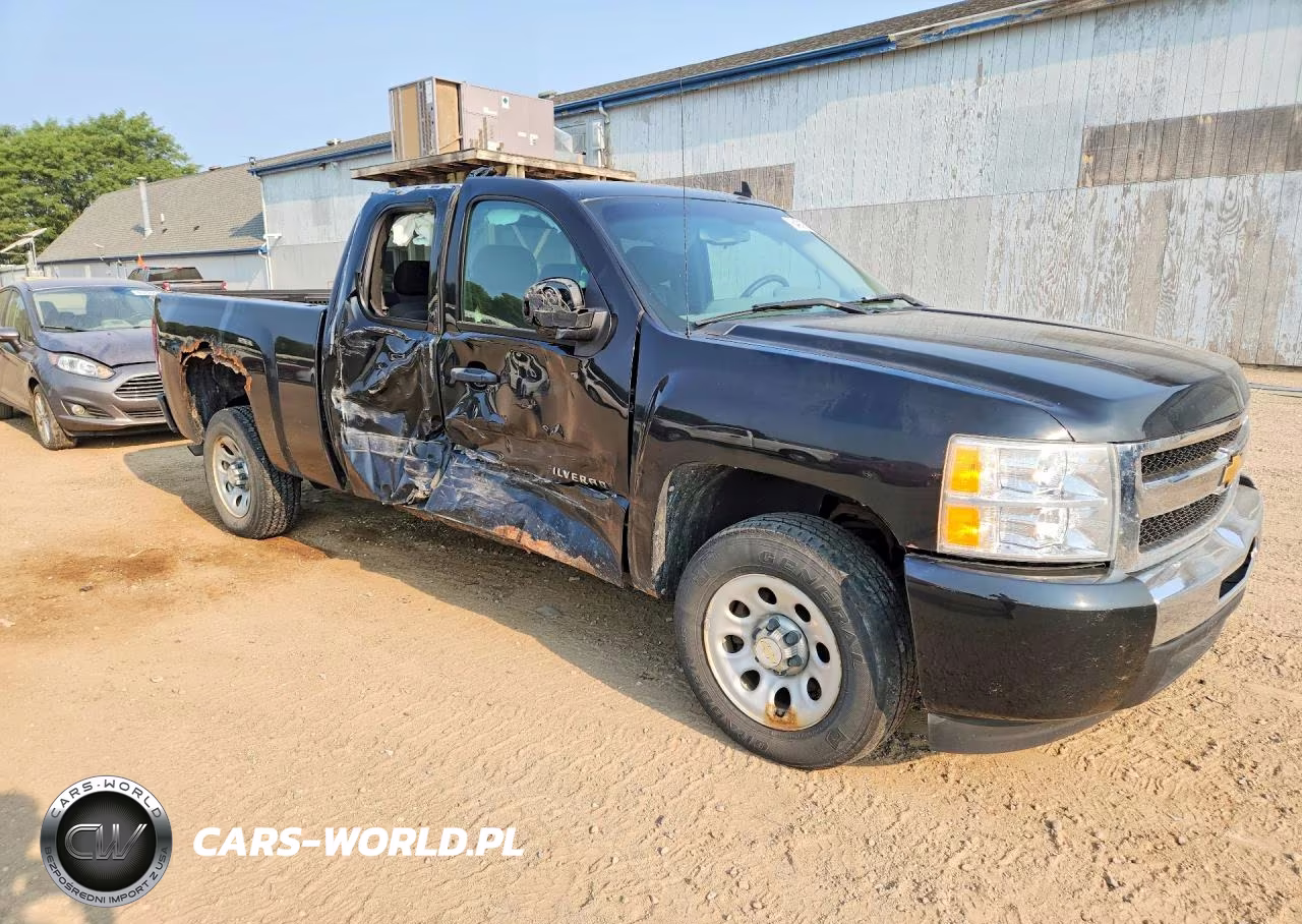 2010 Chevrolet Silverado C1500 Ls VIN:1GCSCREA7AZ110921 - 4