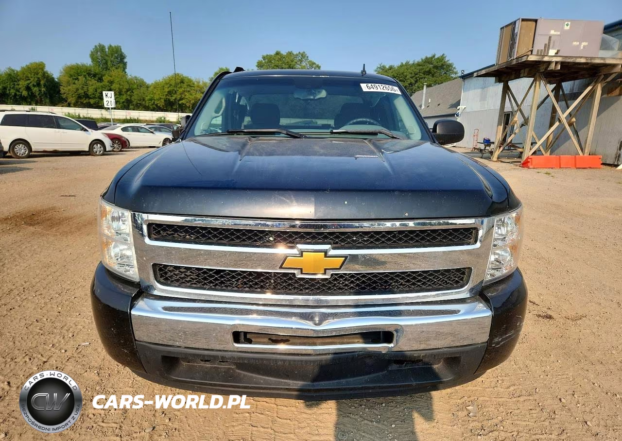 2010 Chevrolet Silverado C1500 Ls VIN:1GCSCREA7AZ110921 - 5