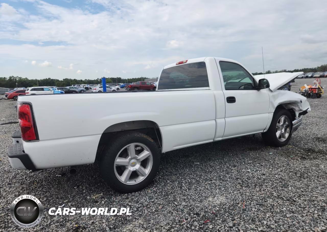 2007 Chevrolet Silverado C1500 Classic VIN:1GCEC14X67Z170461 - 3