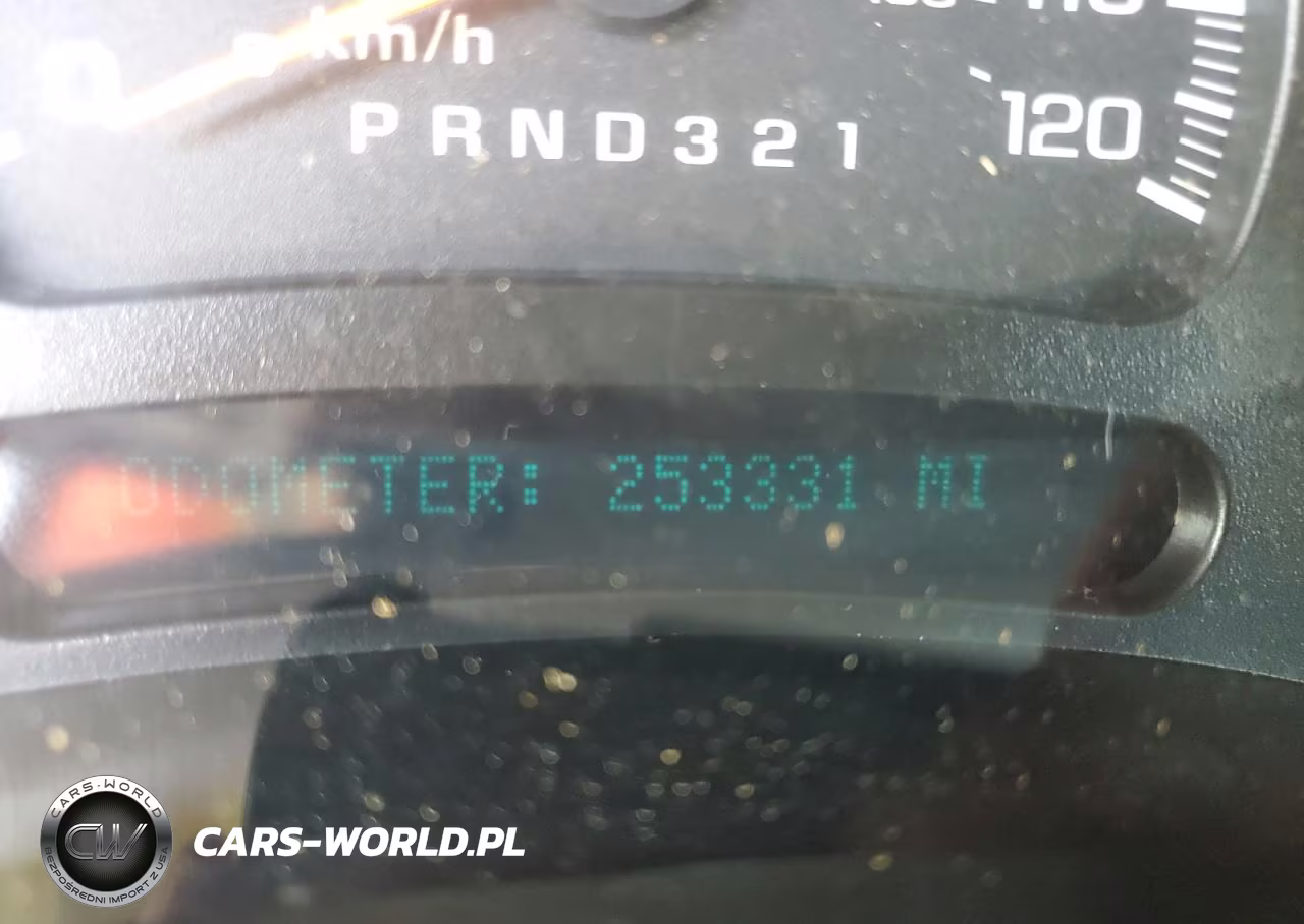 2007 Chevrolet Silverado C1500 Classic VIN:1GCEC14X67Z170461 - 9