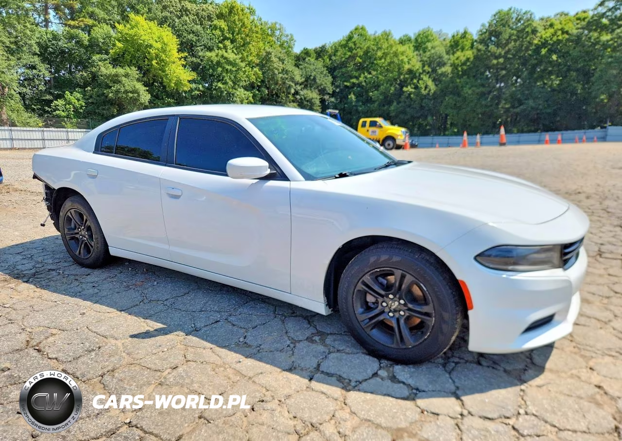2019 Dodge Charger Sxt VIN:2C3CDXBG7KH626491 - 4