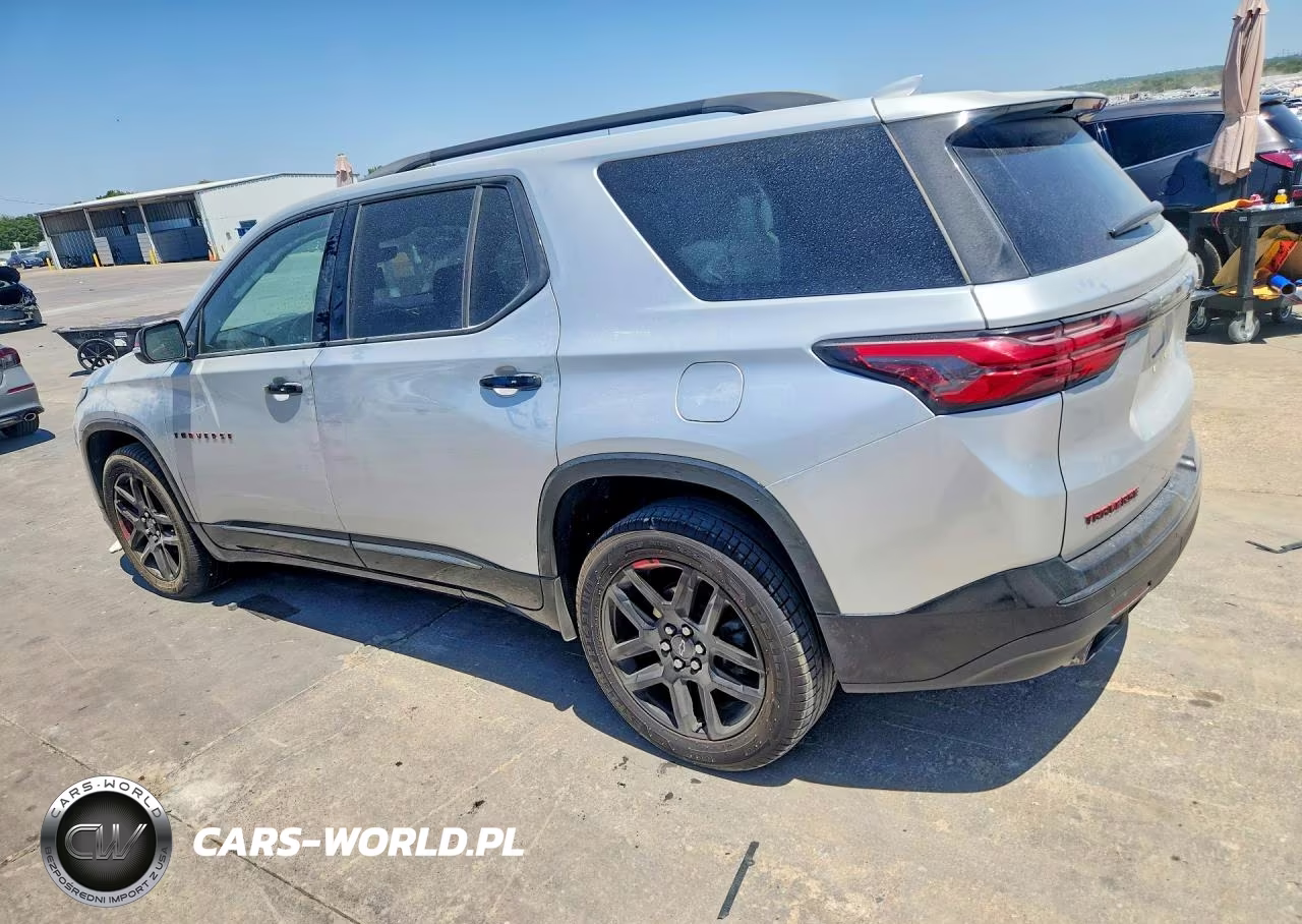 2022 Chevrolet Traverse Premier VIN:1GNERKKW6NJ173989 - 2