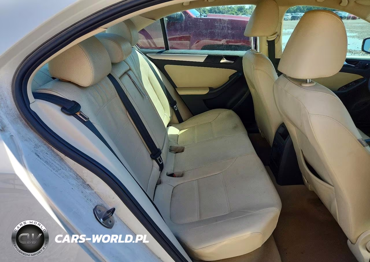 2011 Volkswagen Jetta Tdi VIN:3VWLL7AJ5BM123052 - 10