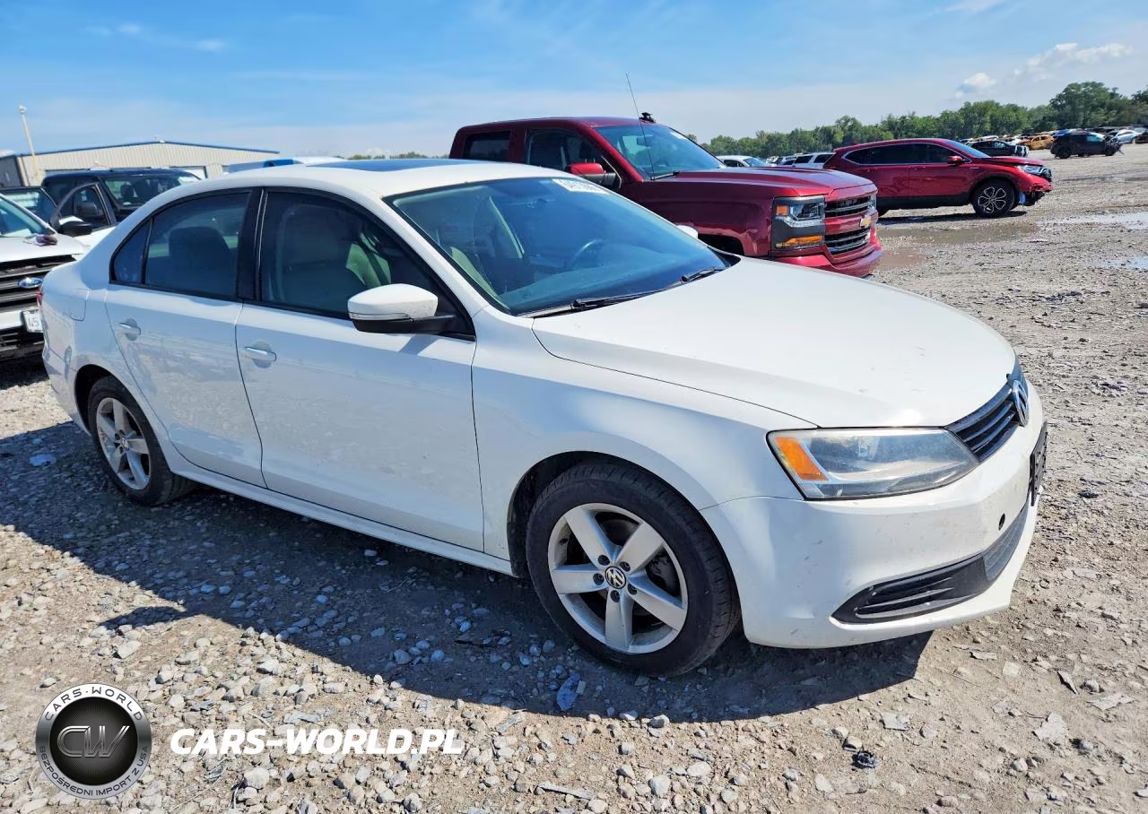 2011 Volkswagen Jetta Tdi VIN:3VWLL7AJ5BM123052 - 4