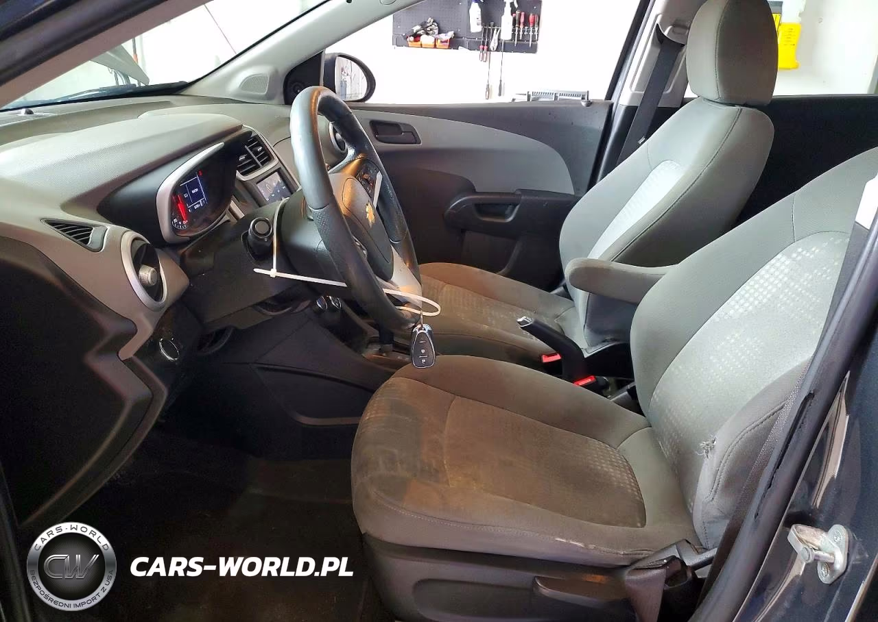 2020 Chevrolet Sonic VIN:1G1JG6SB9L4131547 - 7