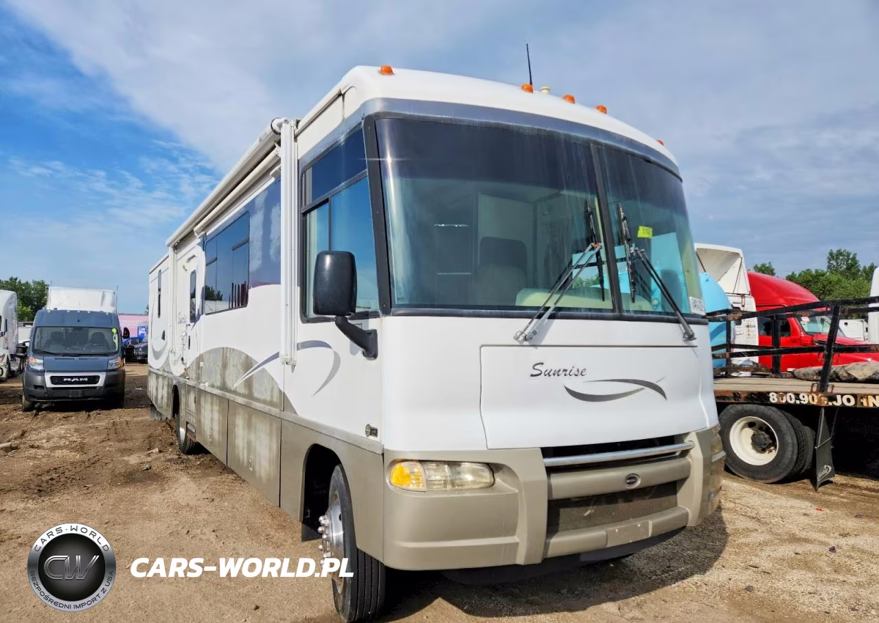 2005 Workhorse Custom Chassis Motorhome - Rv – zdjęcie 1 z 10