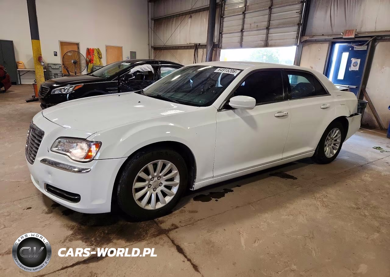 2013 Chrysler 300 – zdjęcie 1 z 12