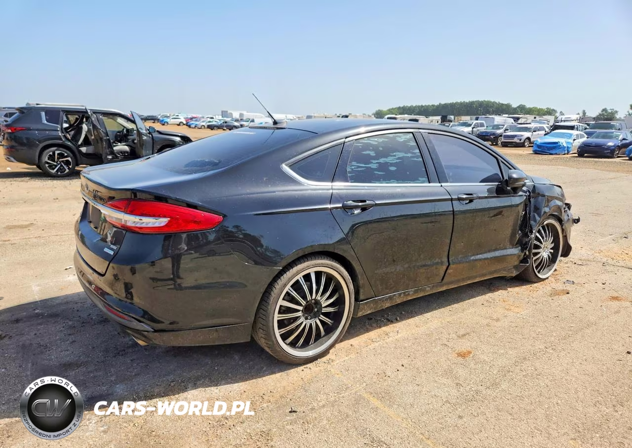 2018 Ford Fusion Se VIN:3FA6P0HD2JR167917 - 3