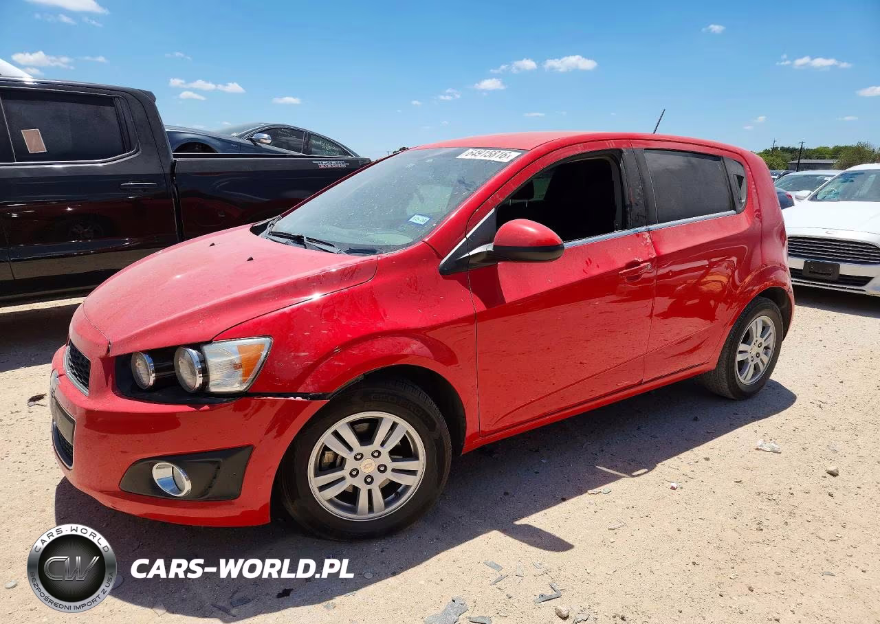 2016 Chevrolet Sonic Lt – zdjęcie 1 z 12