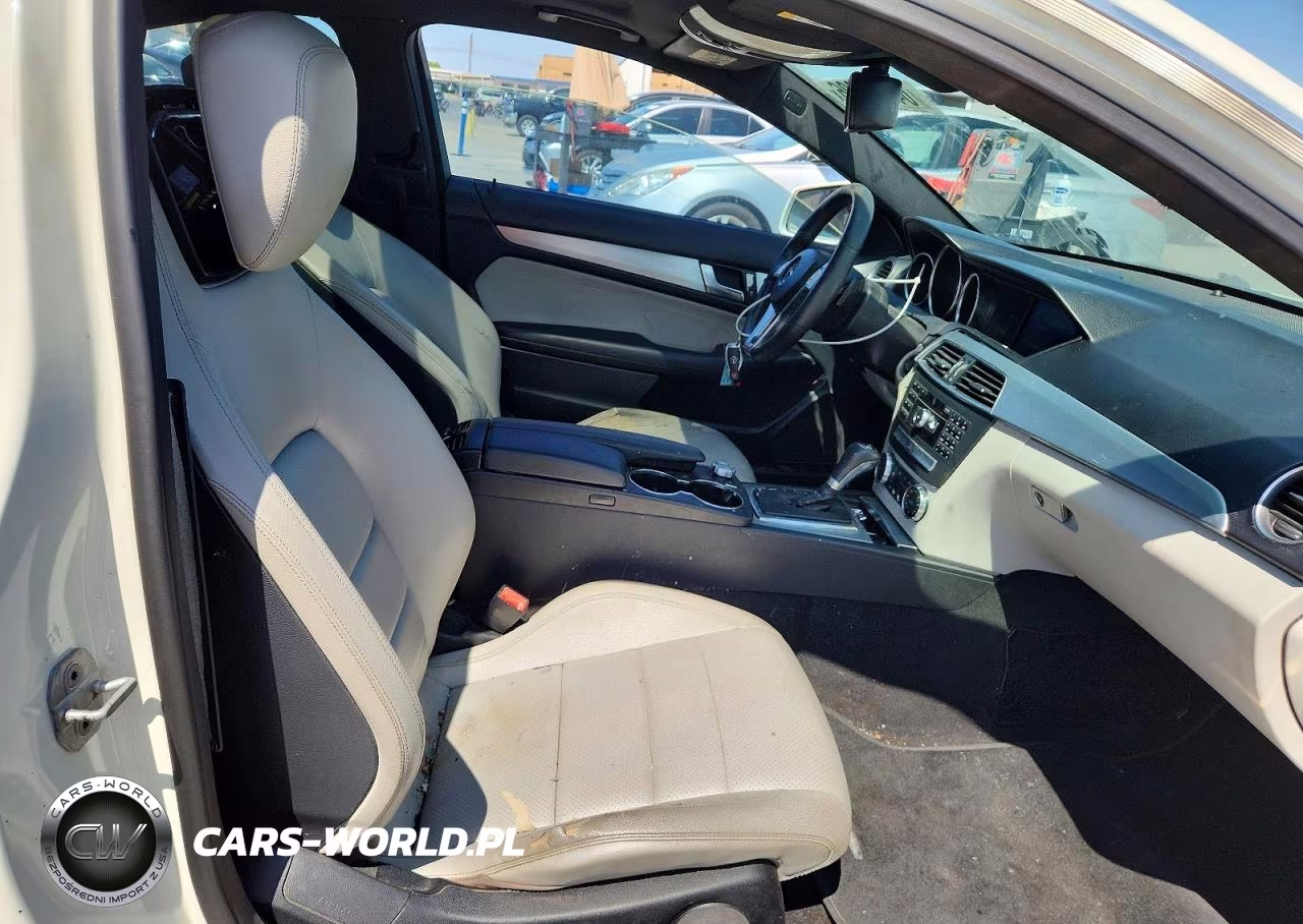 2012 Mercedes-Benz C 250 VIN:WDDGJ4HB1CF752757 - 10