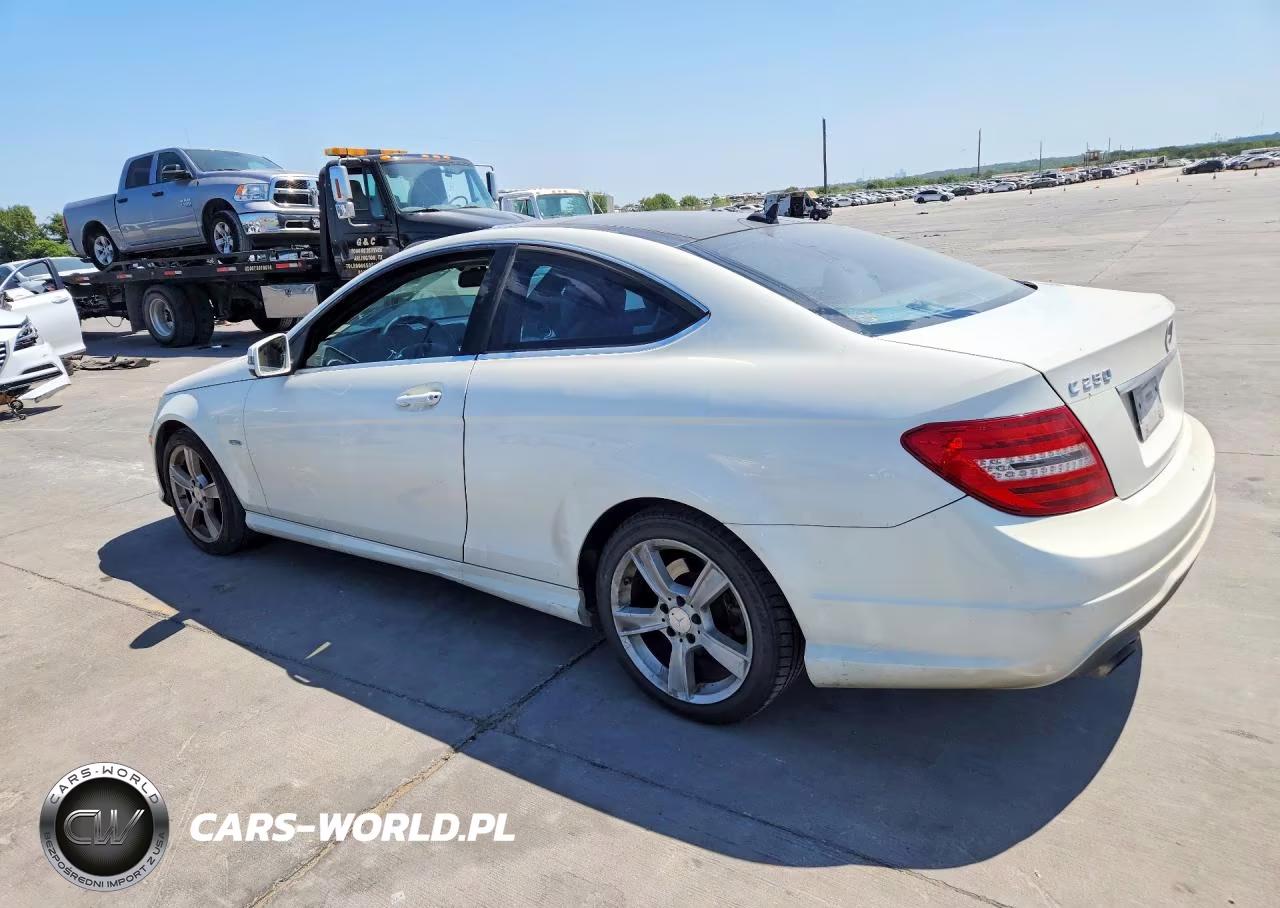 2012 Mercedes-Benz C 250 VIN:WDDGJ4HB1CF752757 - 2