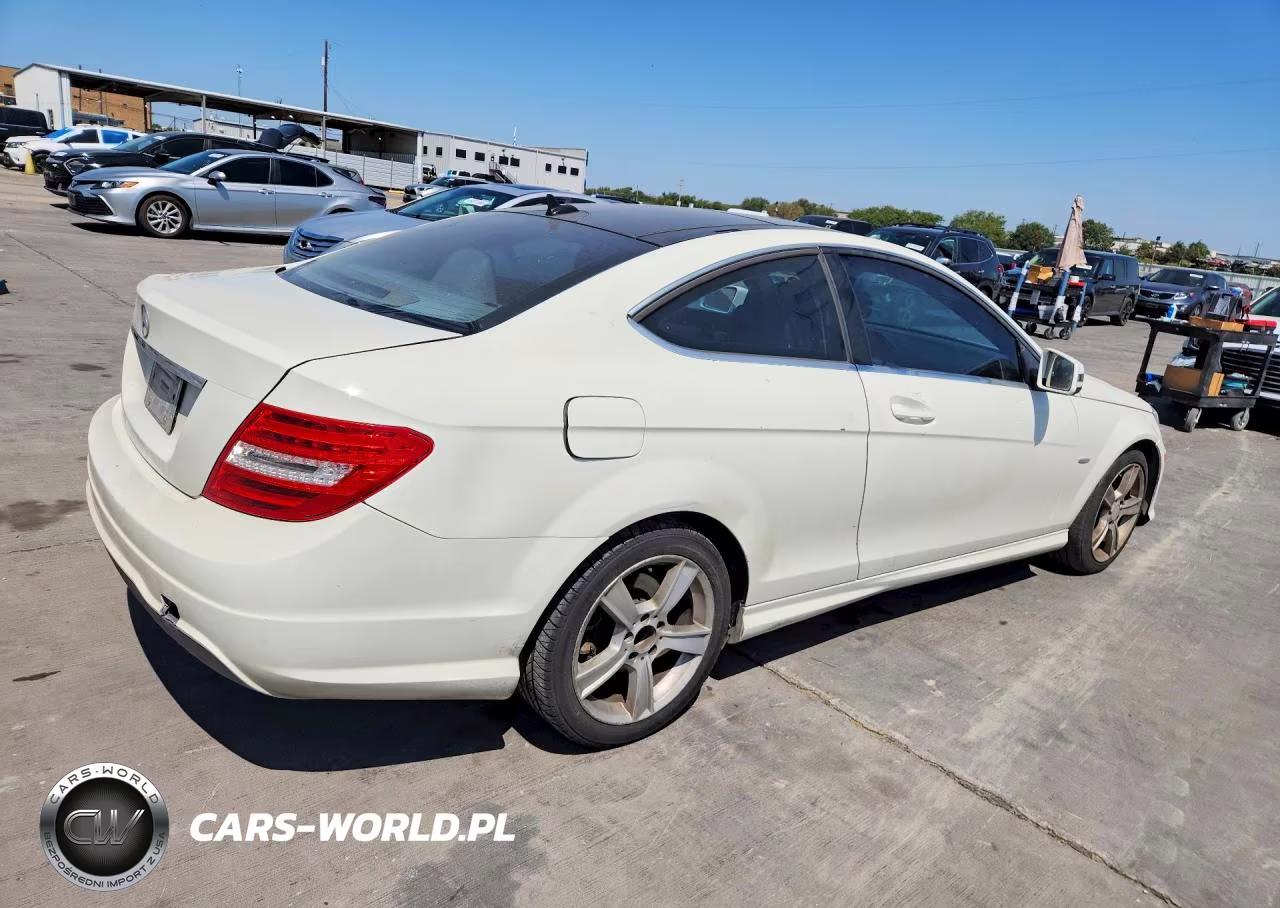2012 Mercedes-Benz C 250 VIN:WDDGJ4HB1CF752757 - 3