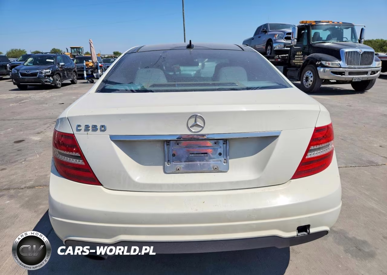 2012 Mercedes-Benz C 250 VIN:WDDGJ4HB1CF752757 - 6