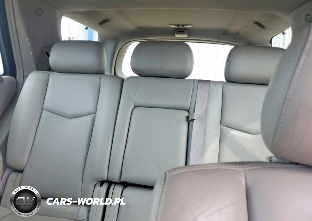 2004 Cadillac Srx VIN:1GYEE637X40186732 - 10