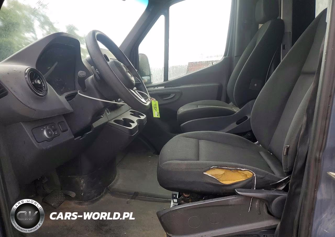 2019 Mercedes-Benz Sprinter 2500-3500 VIN:WD4PF0CD3KP042836 - 7