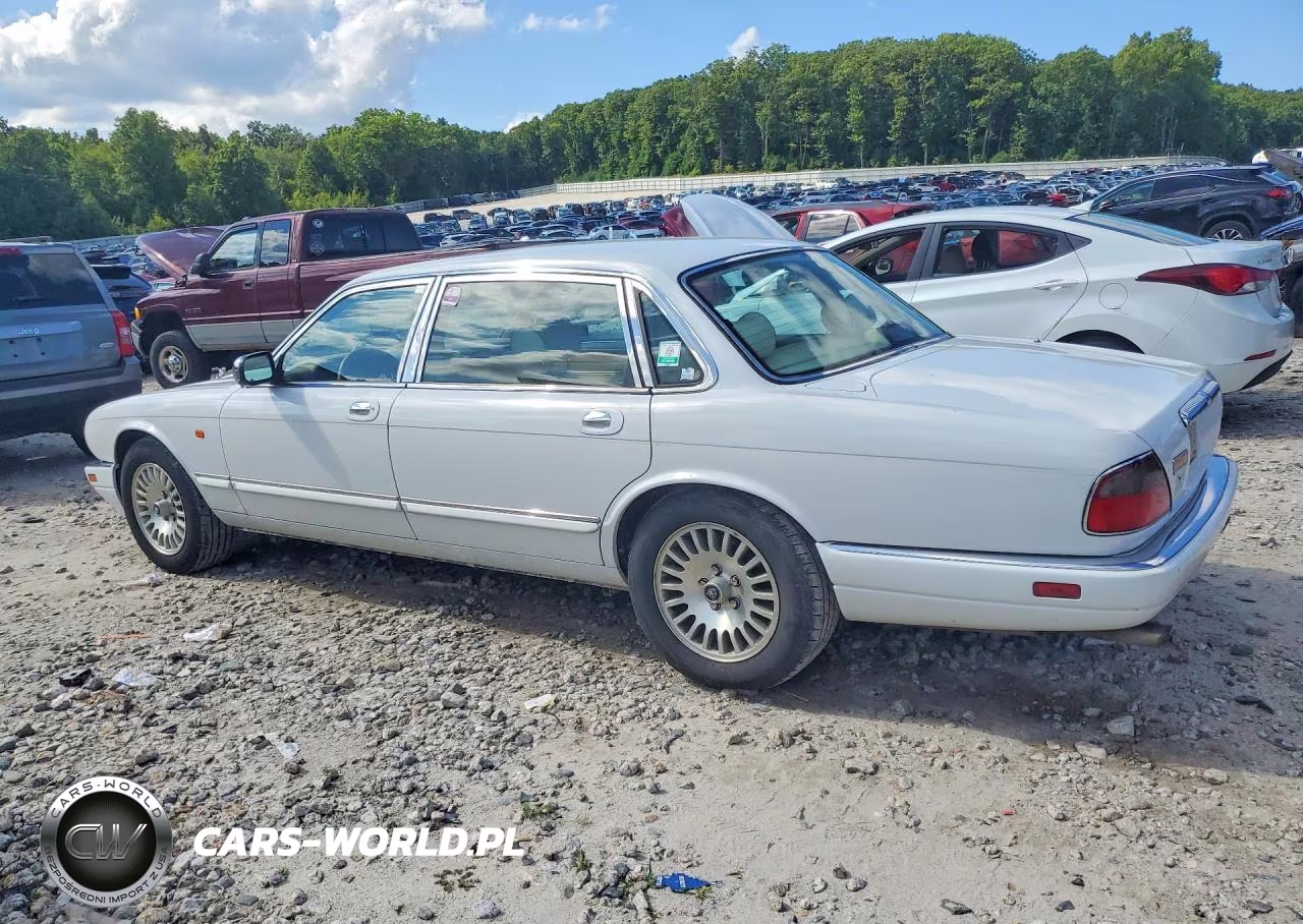 1996 Jaguar Vandenplas VIN:SAJKX6749TC758097 - 2