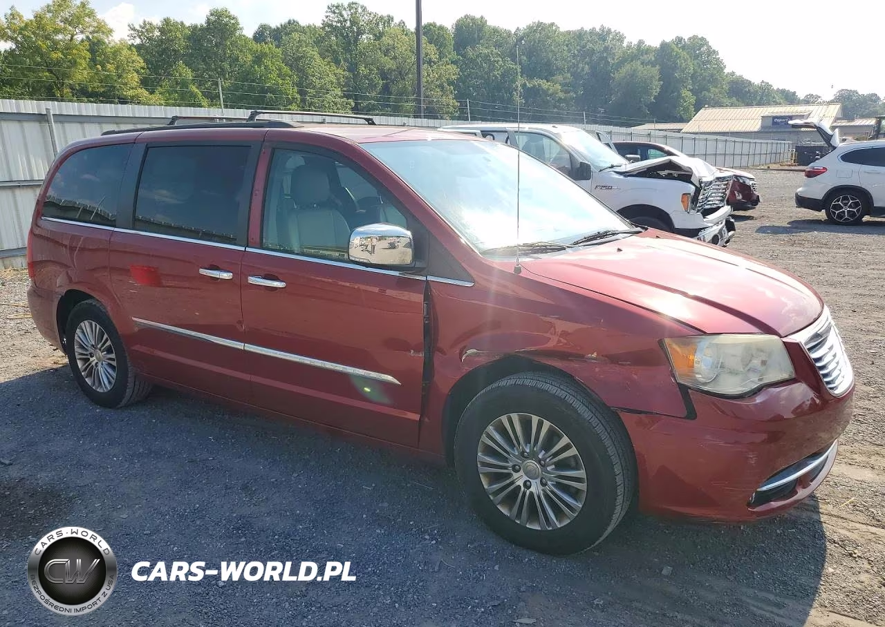 2013 Chrysler Town & Country Touring L VIN:2C4RC1CG0DR565955 - 4