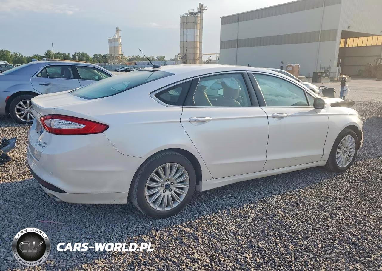 2015 Ford Fusion VIN:3FA6P0LU0FR144540 - 3