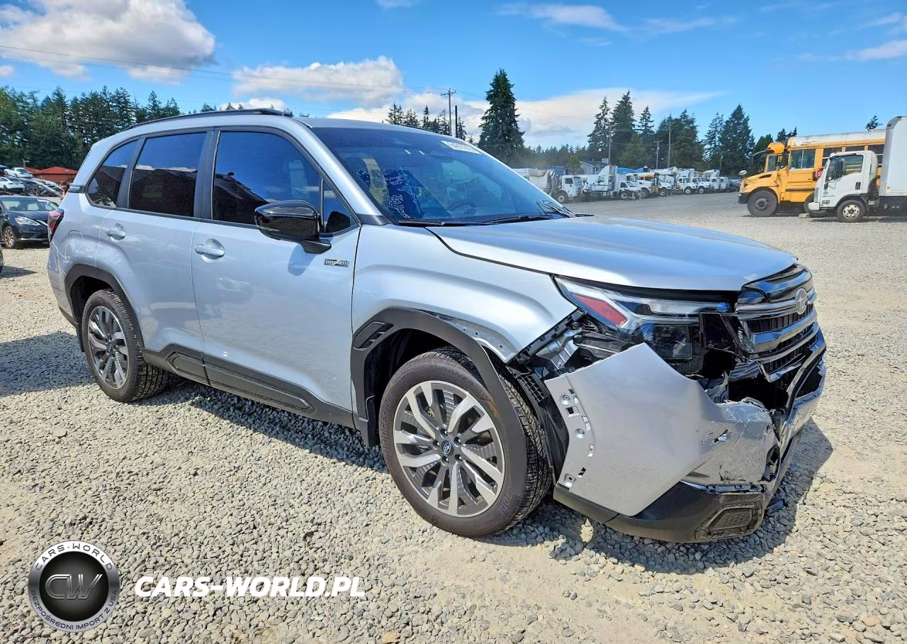 2025 Subaru Forester Touring VIN:JF2SLSTD5SH405089 - 4