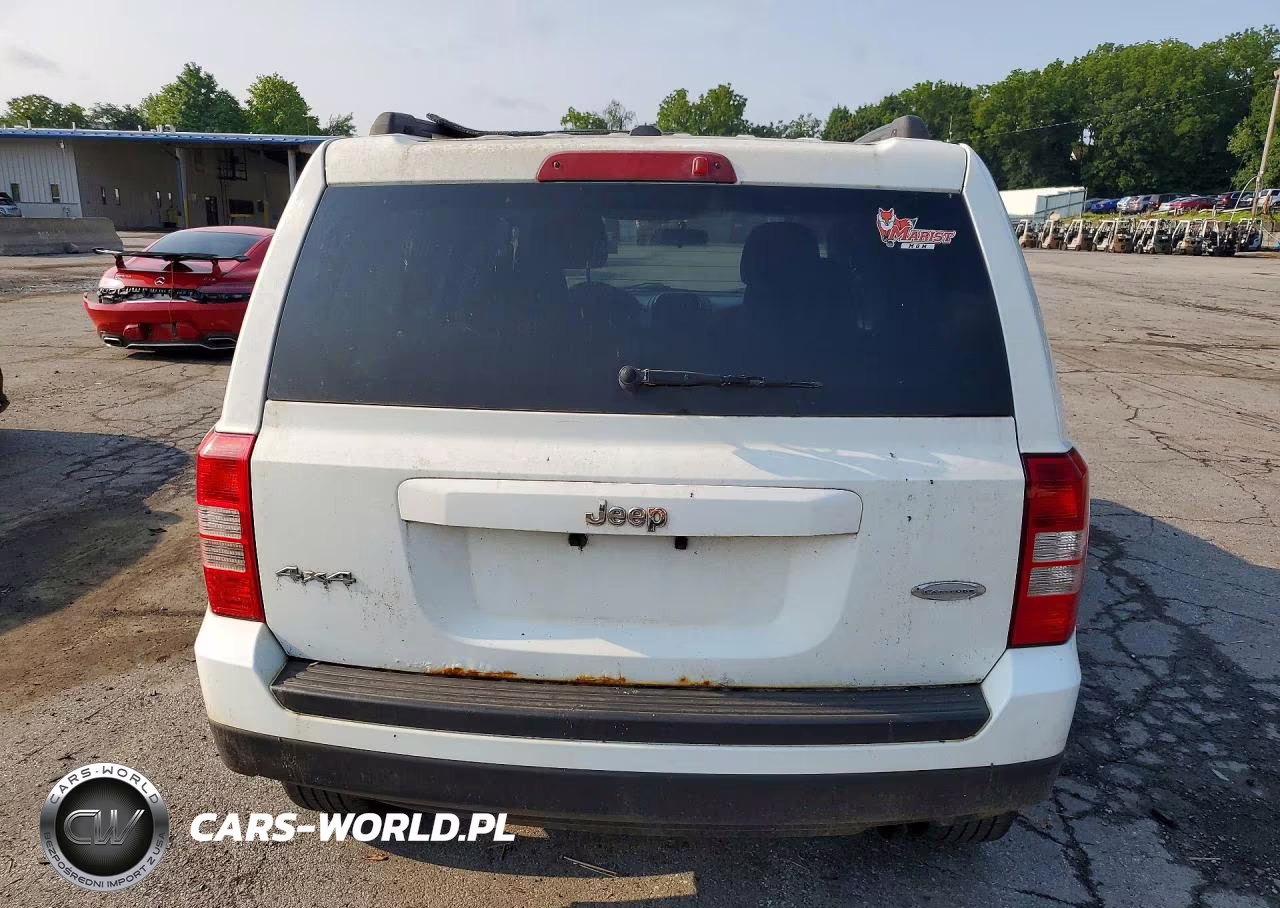 2013 Jeep Patriot Latitude VIN:1C4NJRFB5DD234553 - 6