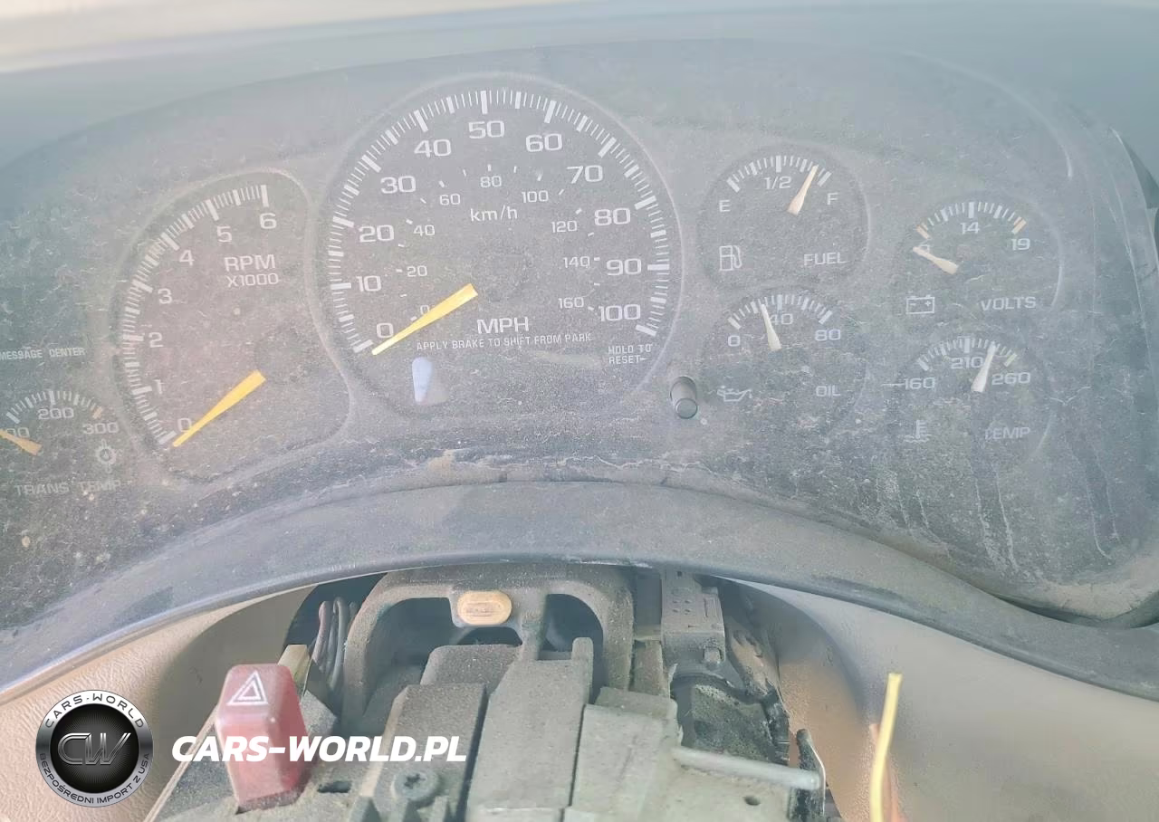 2000 Chevrolet Silverado C2500 VIN:1GCGC29U3YE320564 - 9
