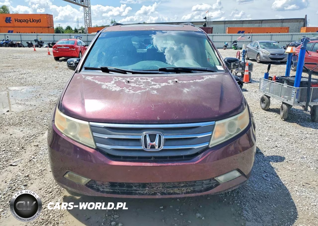 2012 Honda Odyssey Touring VIN:5FNRL5H90CB133572 - 5