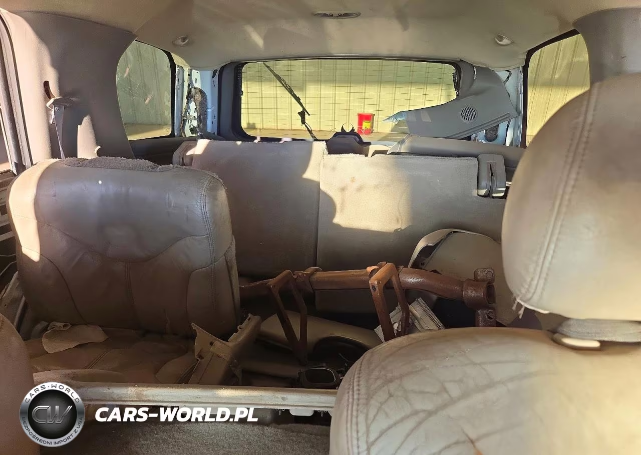 2001 GMC Yukon VIN:1GKEK13T61R204198 - 10