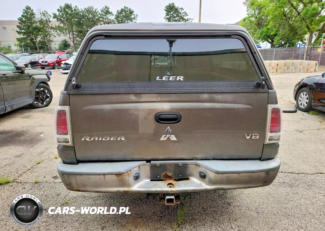 2006 Mitsubishi Raider Durocross VIN:1Z7HT32N66S540717 - 6