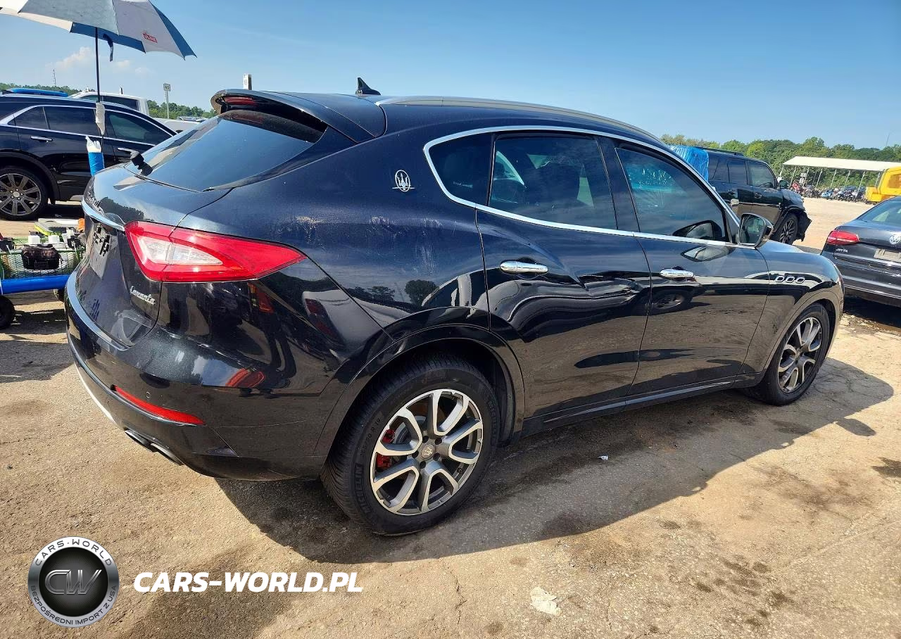 2017 Maserati Levante Luxury VIN:ZN661XUL9HX233266 - 3