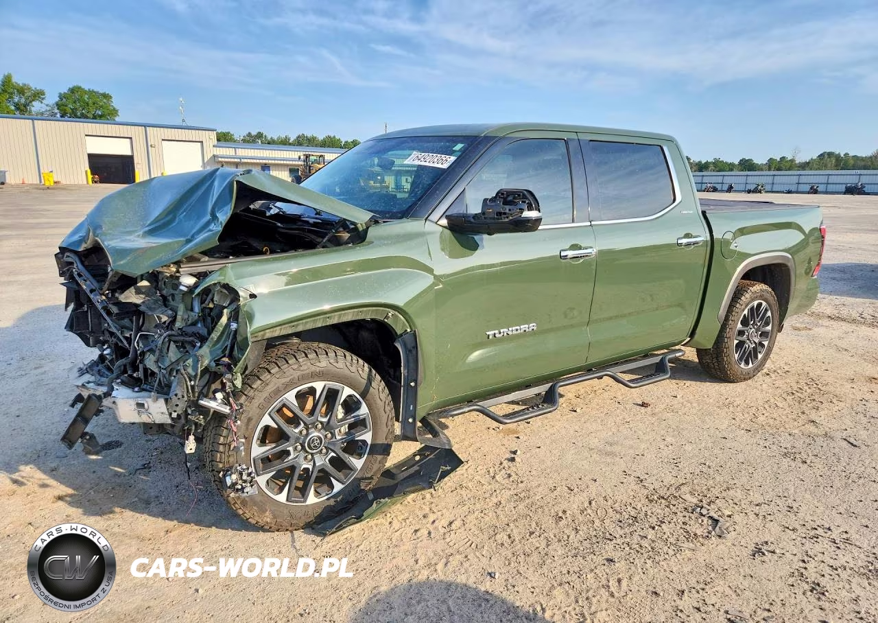 2022 Toyota Tundra Crewmax Limited
