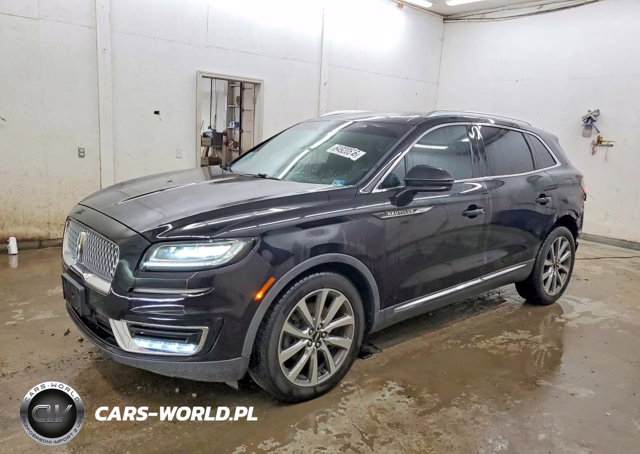 2019 Lincoln Nautilus Select