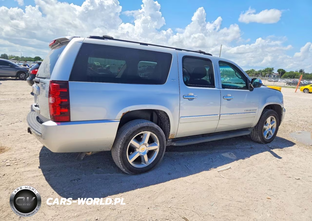 2013 Chevrolet Suburban K1500 Ltz VIN:1GNSKKE78DR233654 - 3