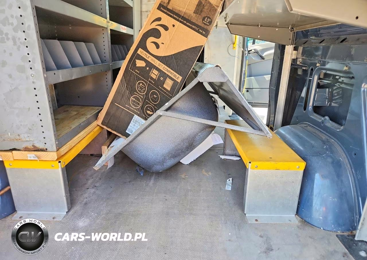 2018 Mercedes-Benz Sprinter 2500 Delivery Van VIN:WD3PE7CD2JP631083 - 10