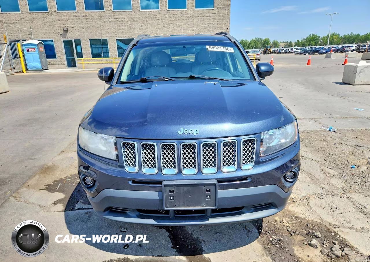 2014 Jeep Compass Latitude VIN:1C4NJDEB7ED831063 - 5