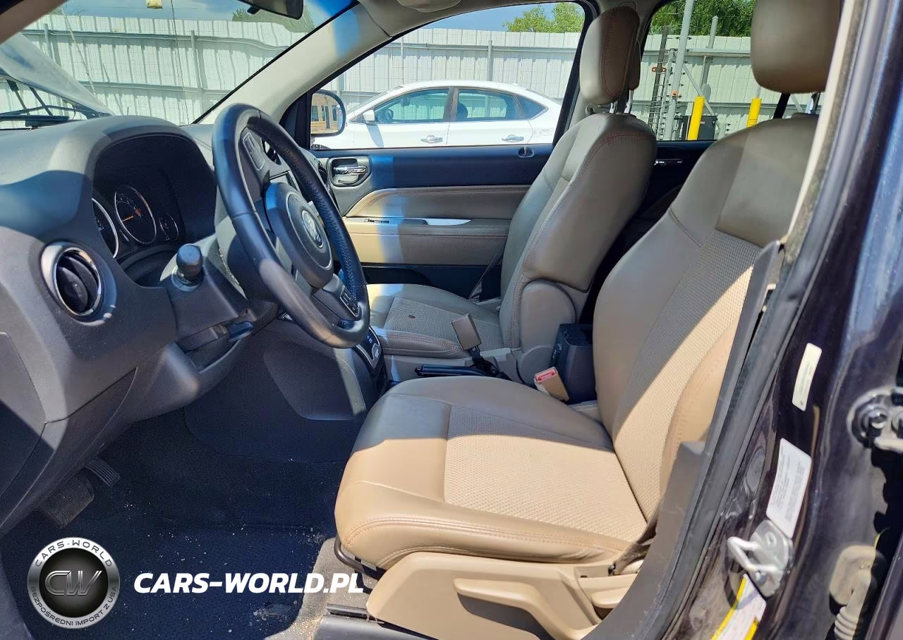 2014 Jeep Compass Latitude VIN:1C4NJDEB7ED831063 - 7