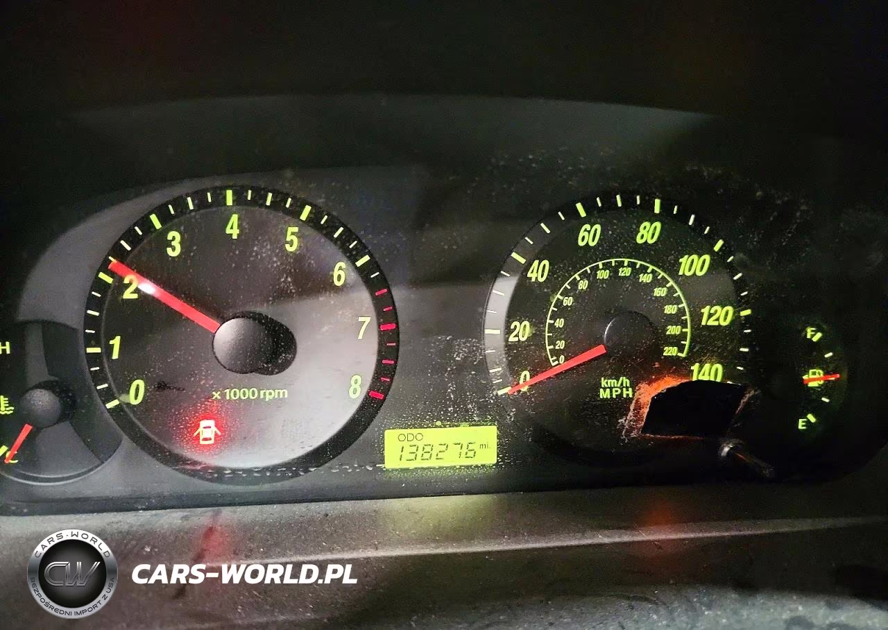 2004 Hyundai Elantra Gls VIN:KMHDN46D64U764174 - 9