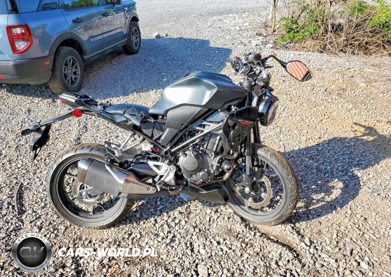 2026 Honda Cbf300 Na – zdjęcie 1 z 9