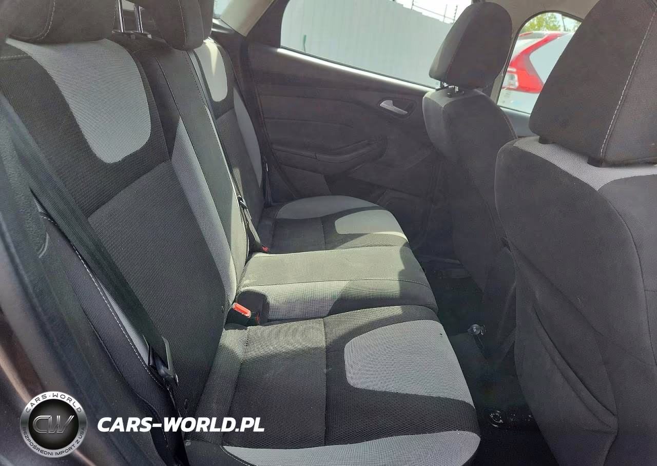 2012 Ford Focus Se VIN:1FAHP3K26CL402547 - 11