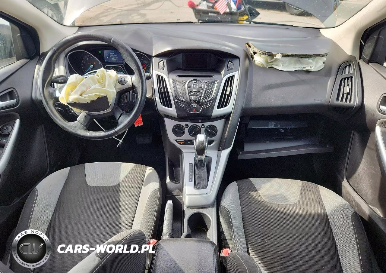 2012 Ford Focus Se VIN:1FAHP3K26CL402547 - 8