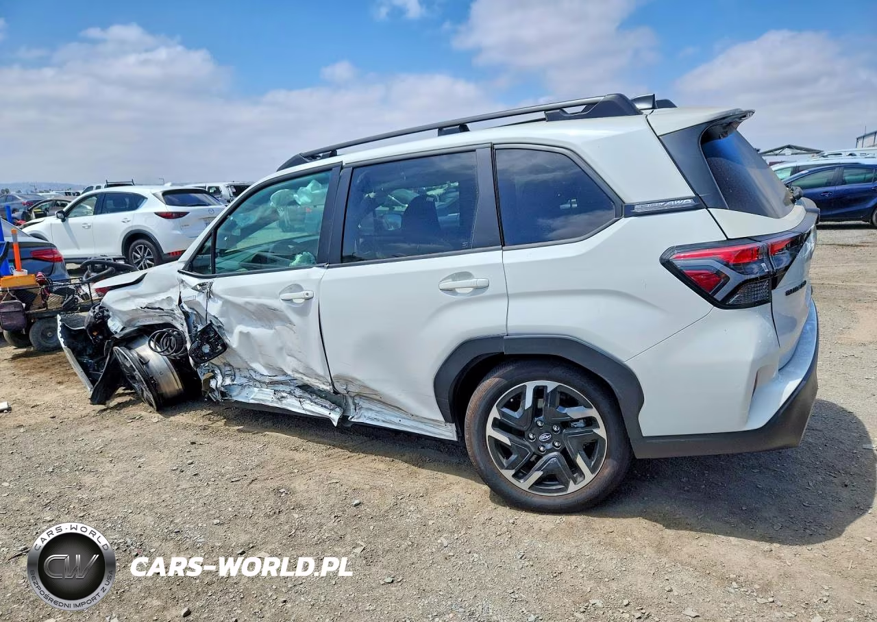 2026 Subaru Forester Premium VIN:4S4SLSE78T3101724 - 2