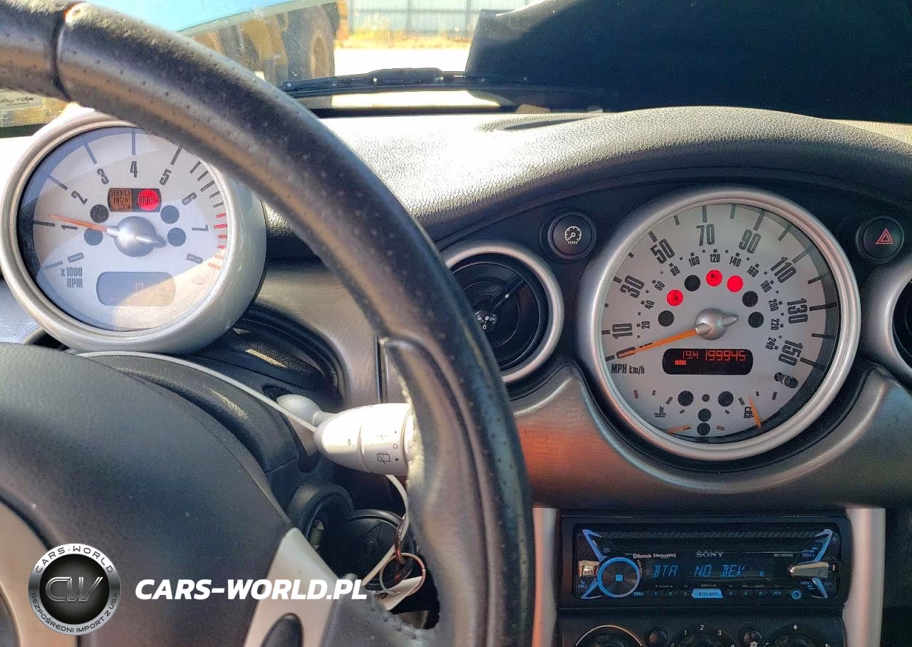 2004 Mini Cooper S VIN:WMWRE33494TD82476 - 9