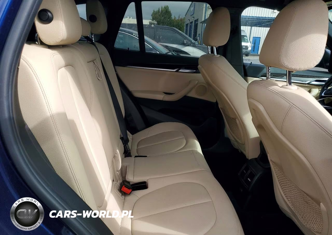 2017 BMW X1 Sdrive28I VIN:WBXHU7C31H5H35208 - 11
