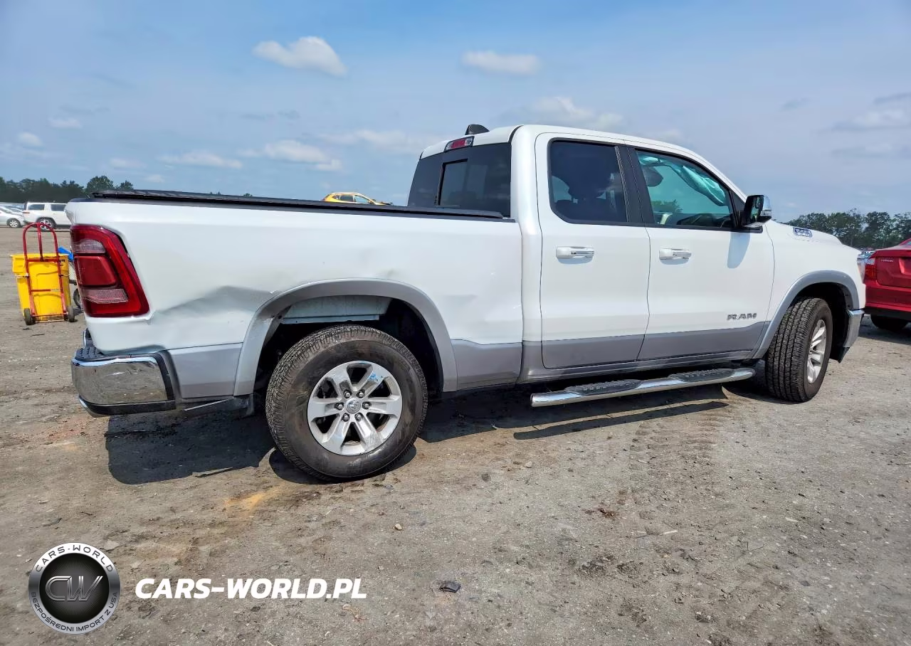 2019 Ram 1500 Laramie VIN:1C6SRFDT4KN525811 - 3