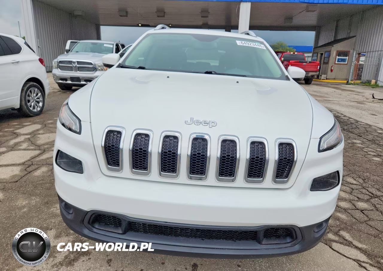 2017 Jeep Cherokee Latitude VIN:1C4PJLCB1HW549533 - 5