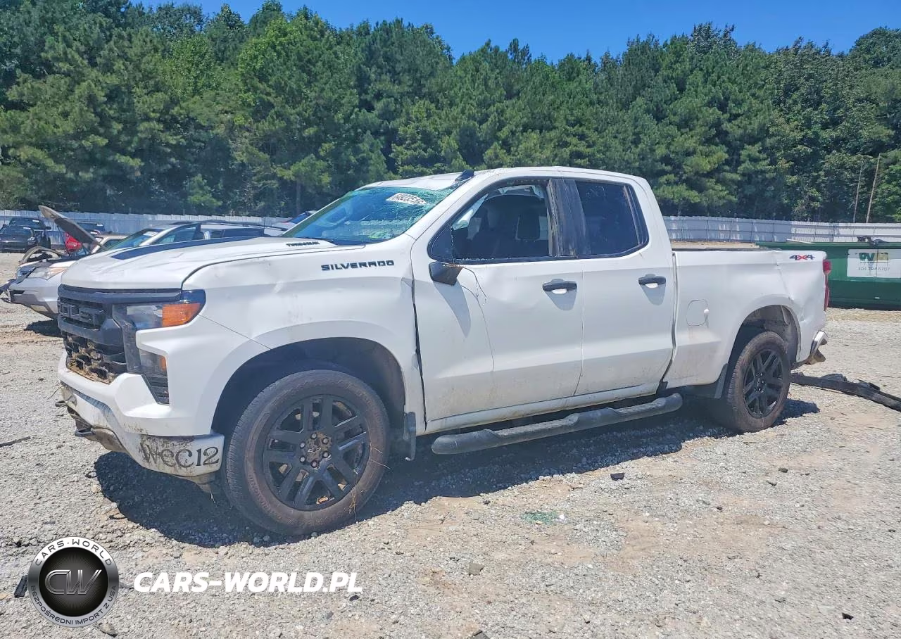 2025 Chevrolet Silverado K1500 Custom – zdjęcie 1 z 13