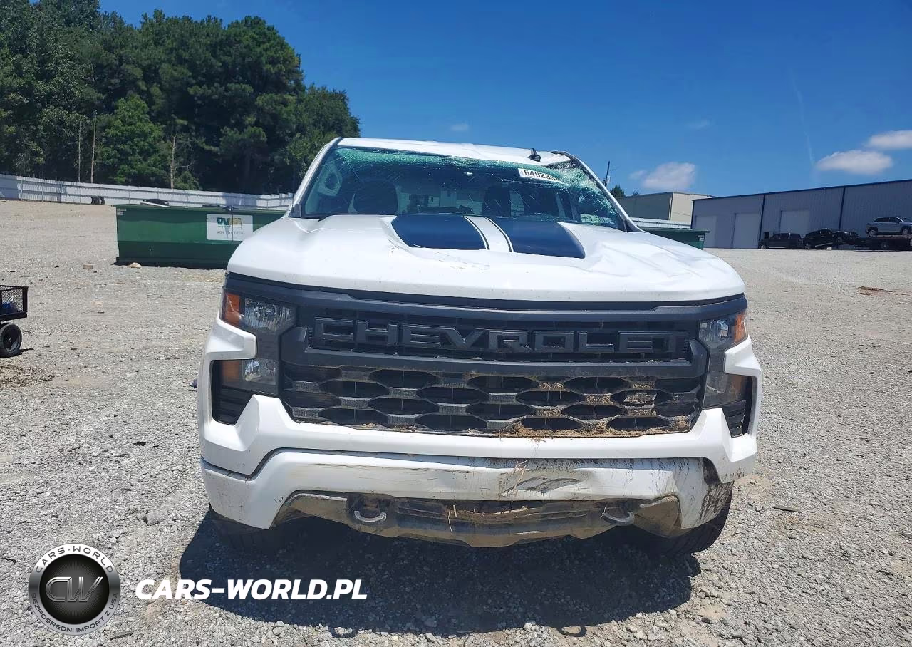 2025 Chevrolet Silverado K1500 Custom VIN:1GCRKBEK3SZ323271 - 5