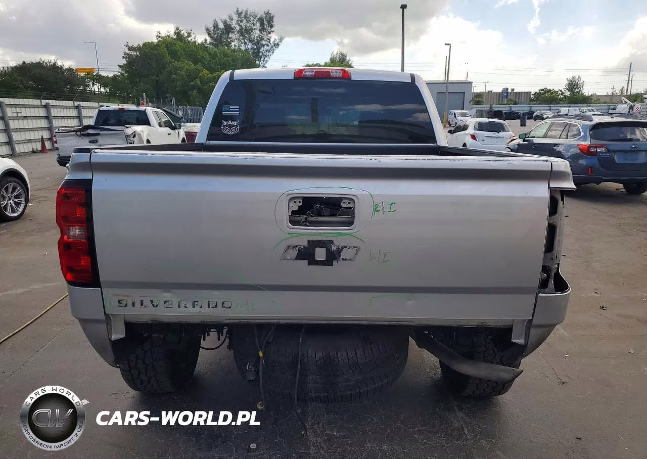 2018 Chevrolet Silverado C1500 Custom VIN:3GCPCPECXJG431492 - 6