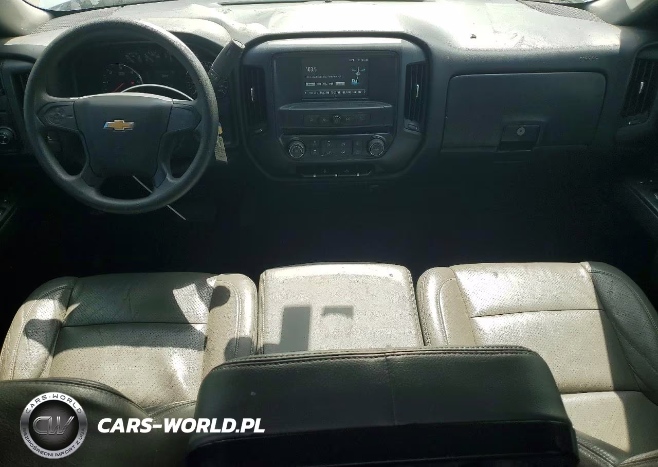 2018 Chevrolet Silverado C1500 Custom VIN:3GCPCPECXJG431492 - 8