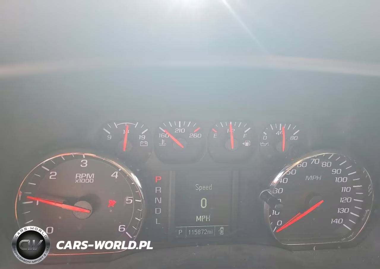 2018 Chevrolet Silverado C1500 Custom VIN:3GCPCPECXJG431492 - 9