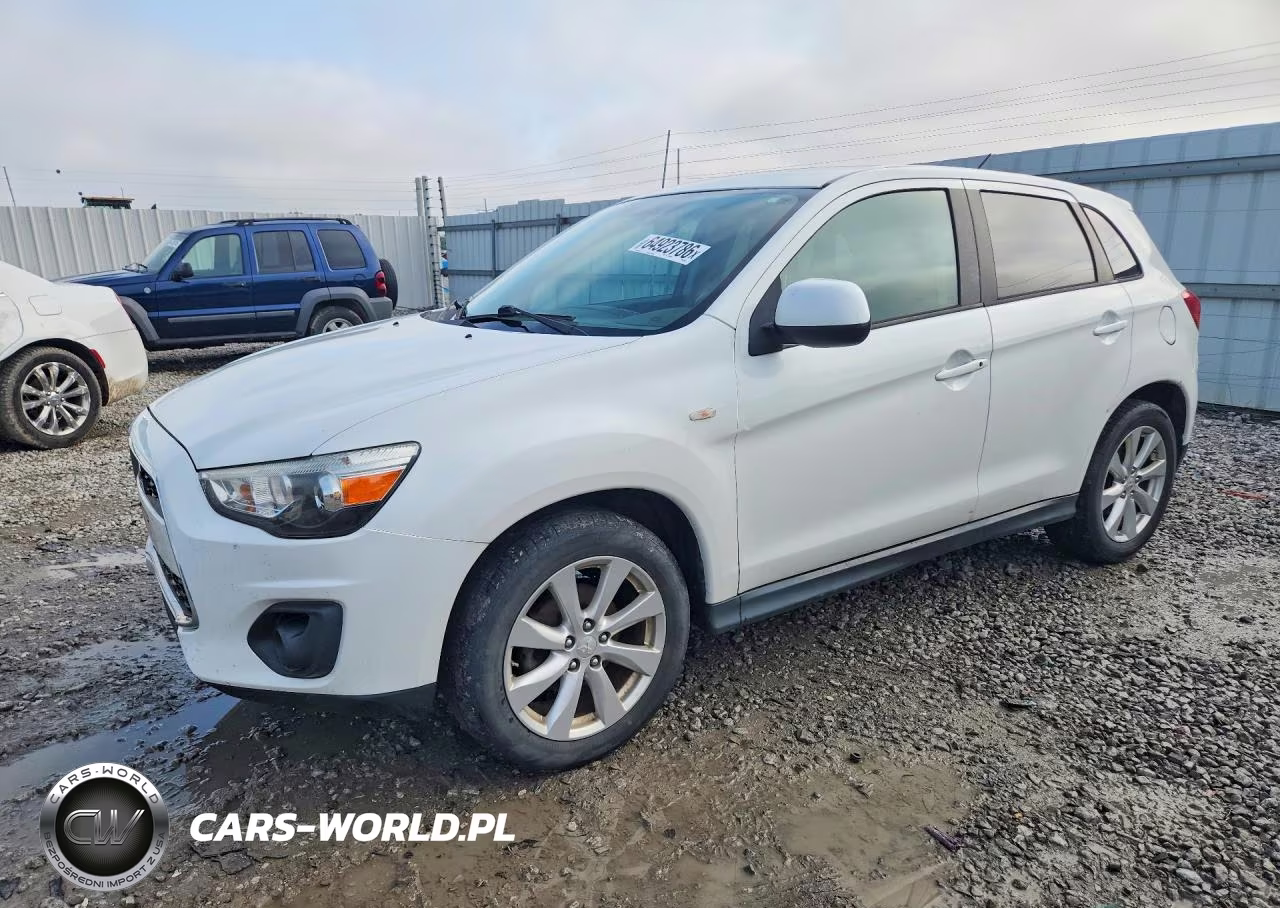 2015 Mitsubishi Outlander Sport Es – zdjęcie 1 z 12